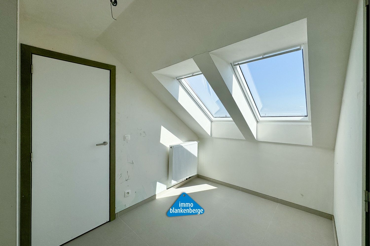 Duplex Appartement op de Zevende Verdieping met Twee Slaapkamers en een Zuidgericht Terras foto 14