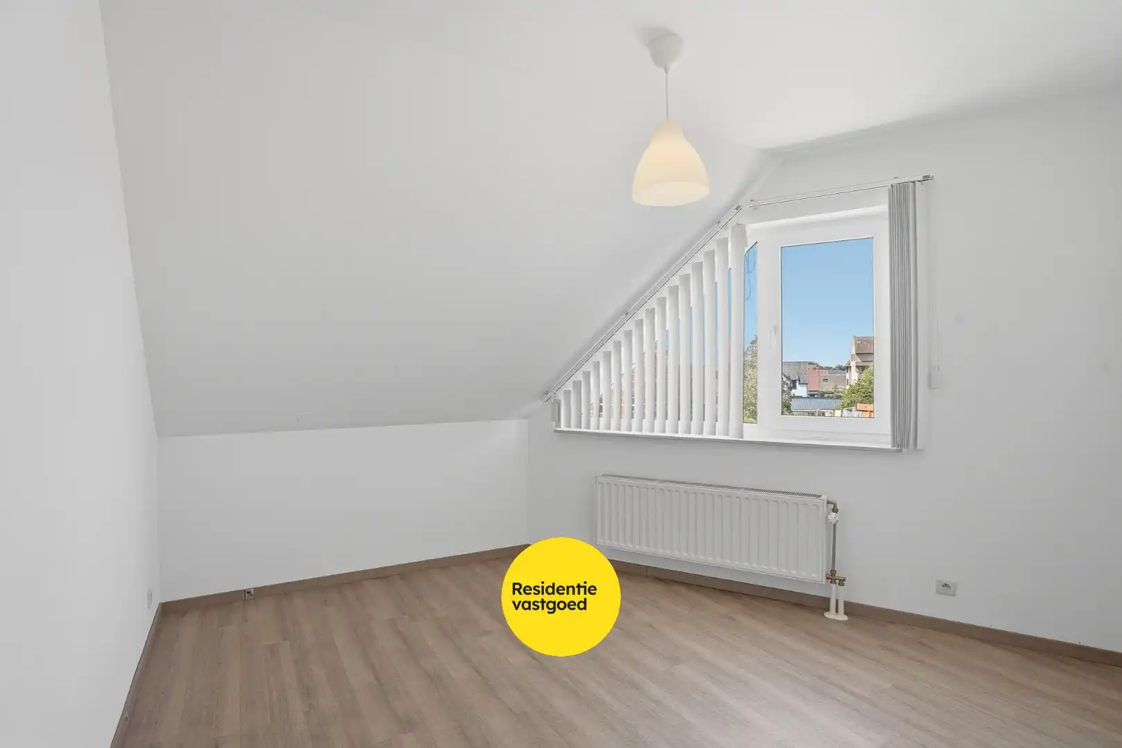 Instapklaar appartement met 2 slaapkamers te Eernegem foto 11