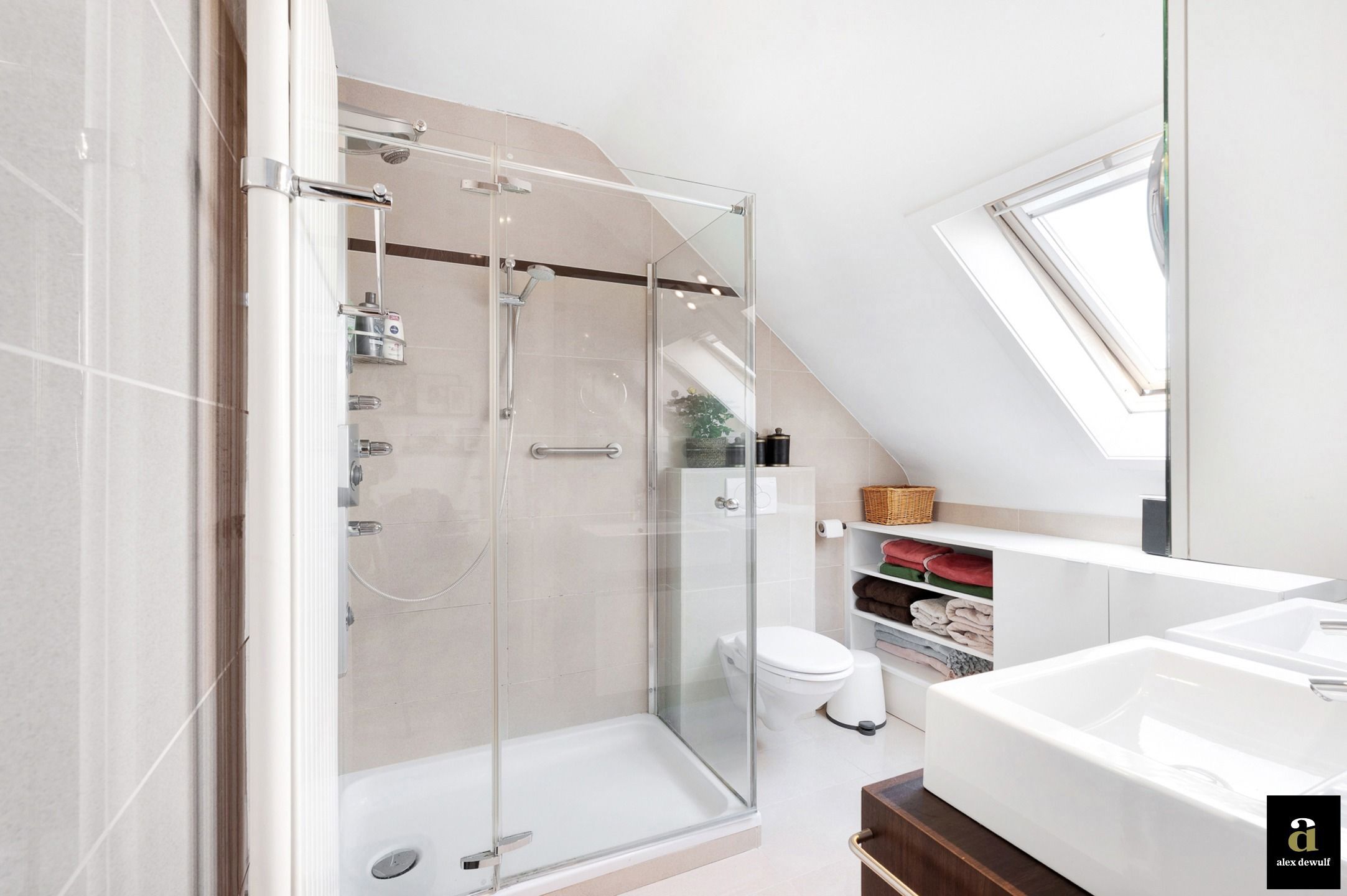 Ruim en licht dakappartement met groot terras te Duinbergen  foto 24