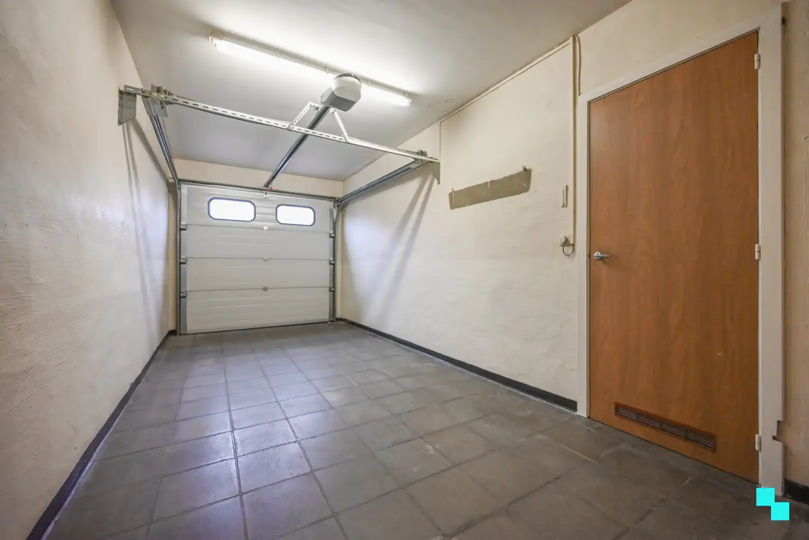 Ruime woonst met vier slaapkamers in het hartje van Kachtem foto 15