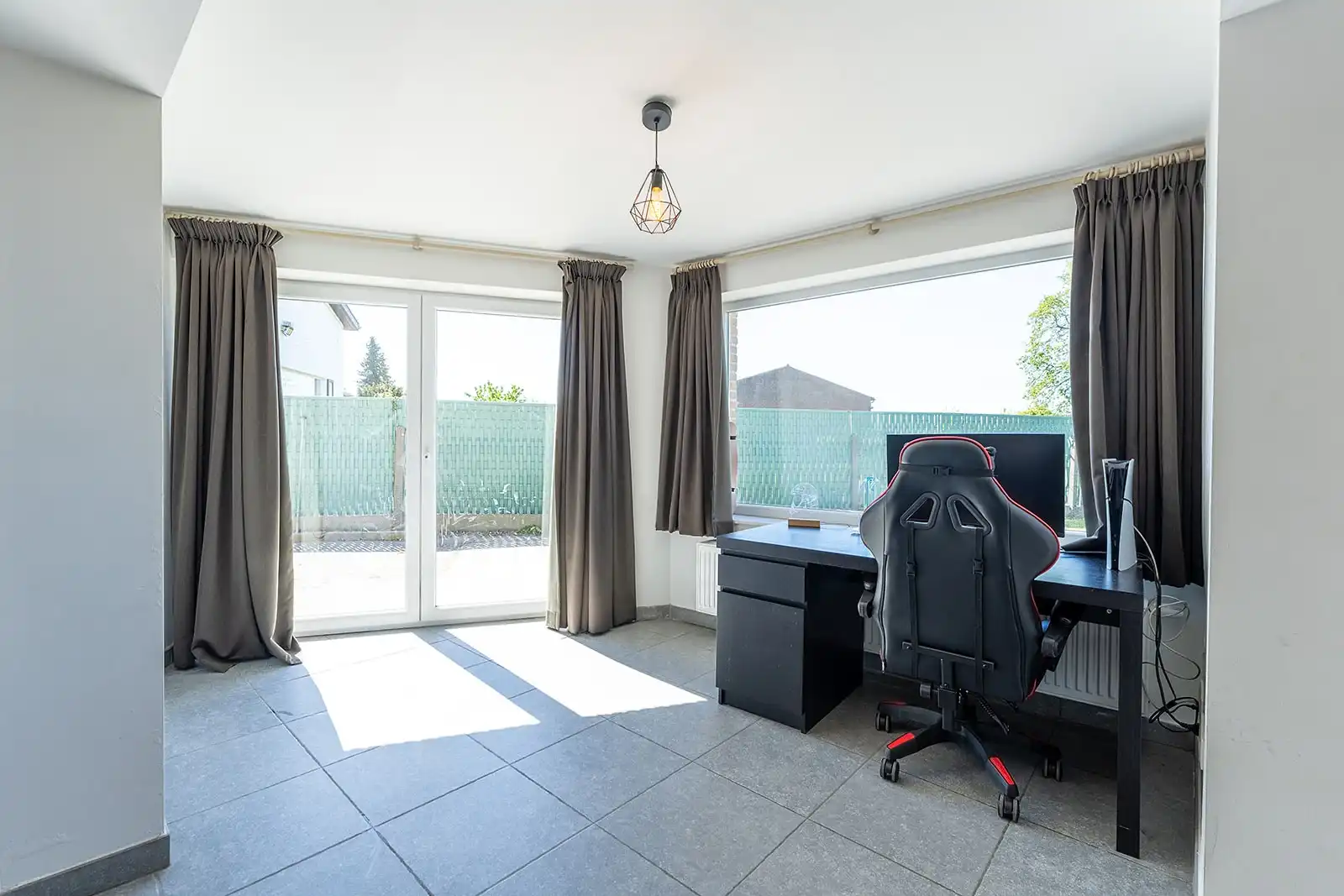 Instapklare Halfopen bebouwing op 1125 m² met ruime oprit foto 7