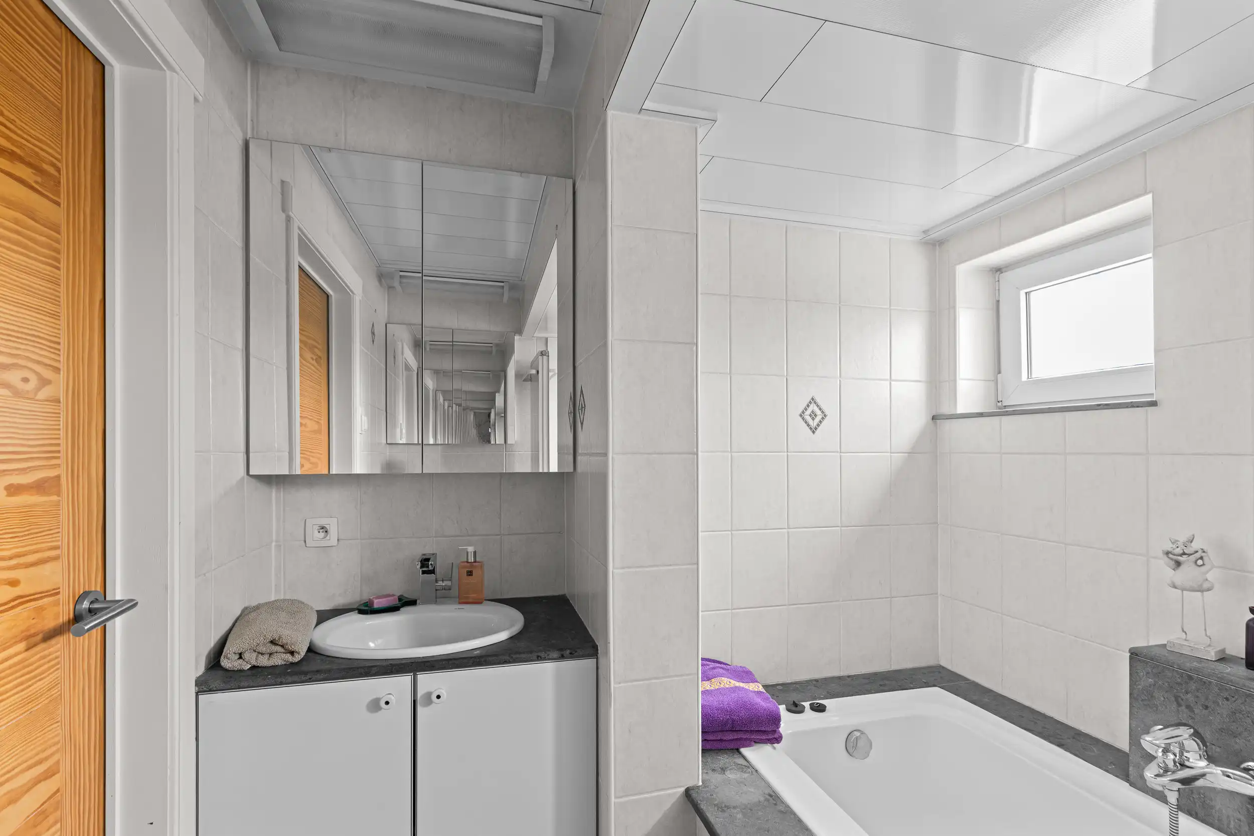 Charmante villa met ruimte op 2.345 m² perceel foto 12