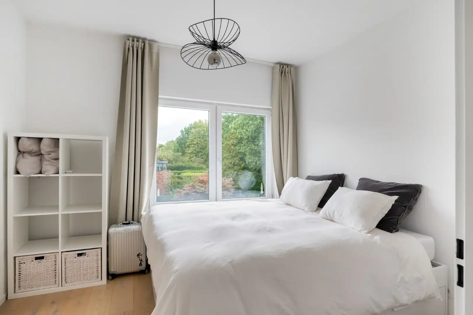 Instapklare gezinswoning met 4 slaapkamers, praktijkruimte en A-label! foto 13