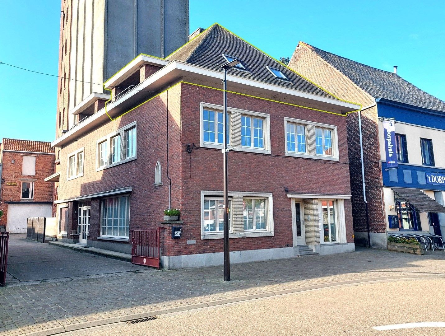 GEZELLIGE STUDIO IN HET CENTRUM VAN AARSELE MET 1 SLPK | TERRAS EN AUTOSTAANPLAATS foto 7