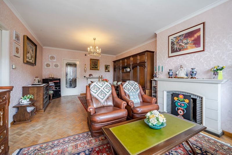 Roeselare : Zeer goed onderhouden appartement gelegen nabij Geitepark – 92 m² met zuidgericht terras en noordgericht terras (2 slps) foto 5