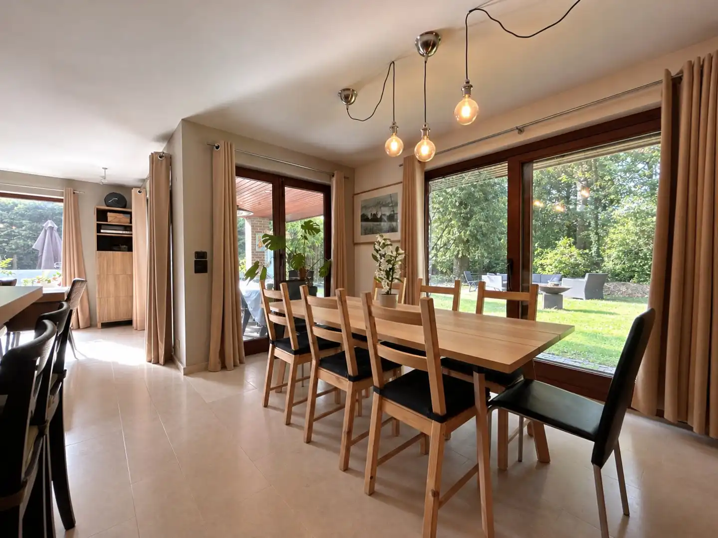 Villa met 4 slaapkamers in groene omgeving. foto 9