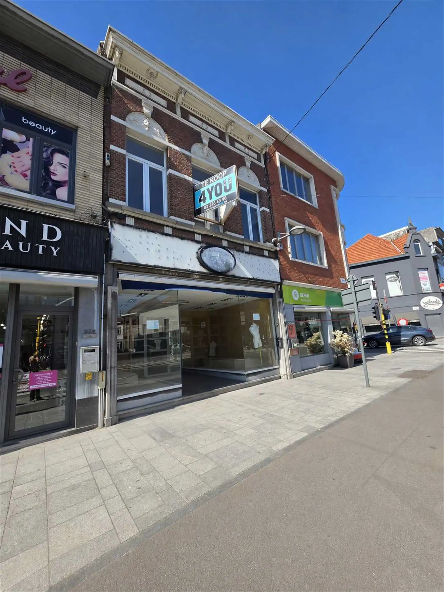 Huis te koop Bredabaan 564 - 2170 MERKSEM