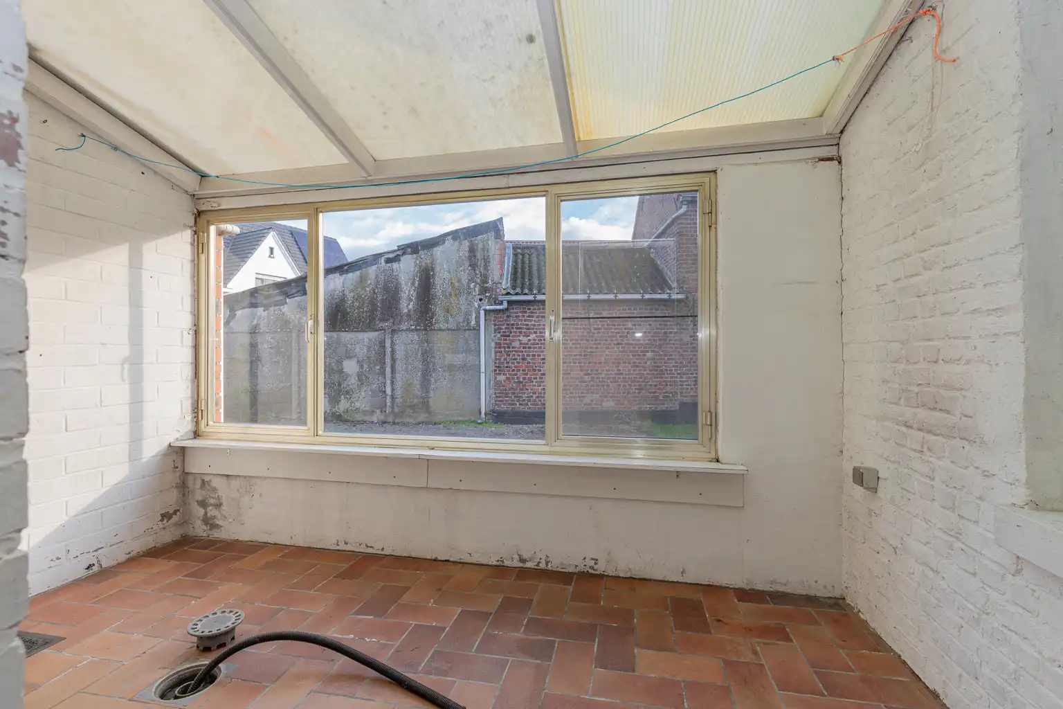 Op te frissen gezinswoning met 3 slaapkamers foto 5