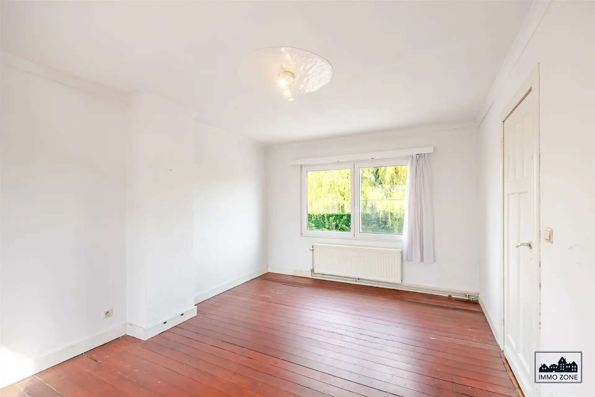 Ruime woning met tuin en garage in Hamme foto 14