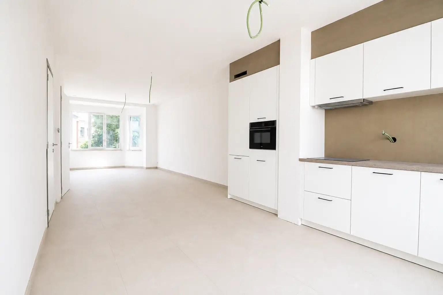Zeer lichtrijk en instapklaar 2-slaapkamerappartement (91 m²) met 2 slaapkamers en 2 terrassen. foto 2