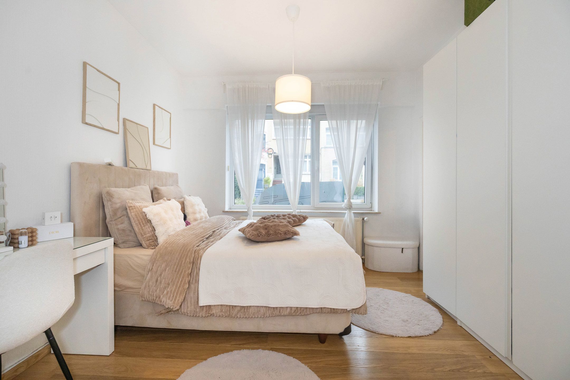 Zeer licht! Begane grond met 1 slaapkamer + bureau. foto 9