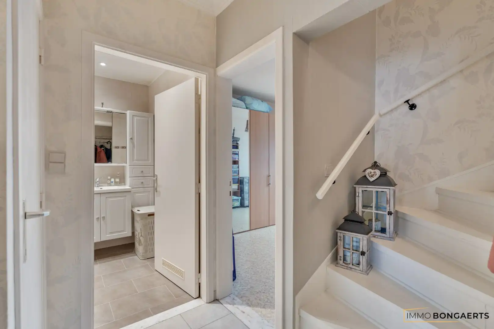 Halfopen woning met 3 slaapkamers foto 6