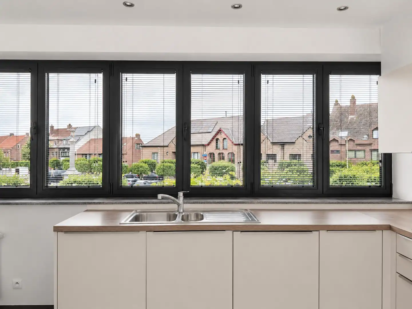 Energiezuinig top appartement met 2 slpk inclusief garagebox en berging te huur in Sleidinge foto 10