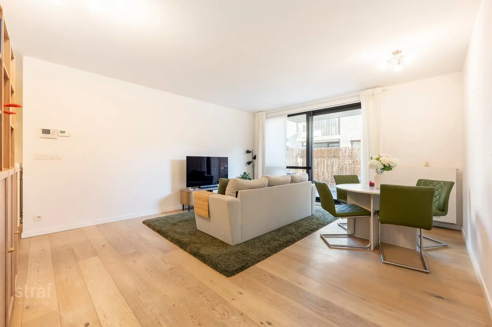 Twee slaapkamers, autostaanplaats, Galgenweel én hartje Antwerpen op één plek foto 3