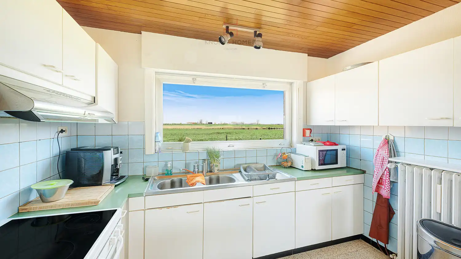 Landelijk gelegen woning met open zichten in Lapscheure-Damme foto 2