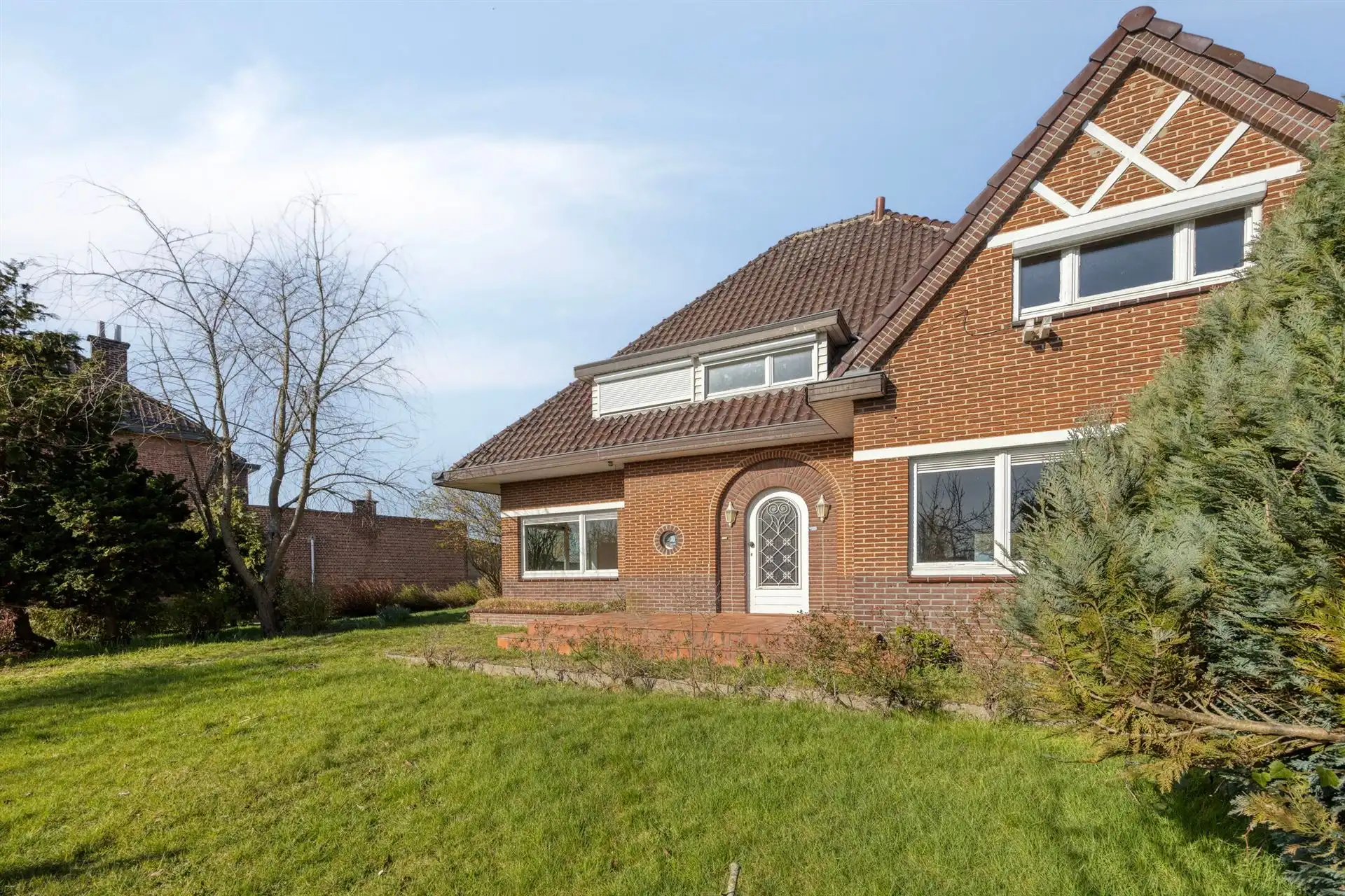 Te renoveren charmante woning op prachtig perceel  foto 4