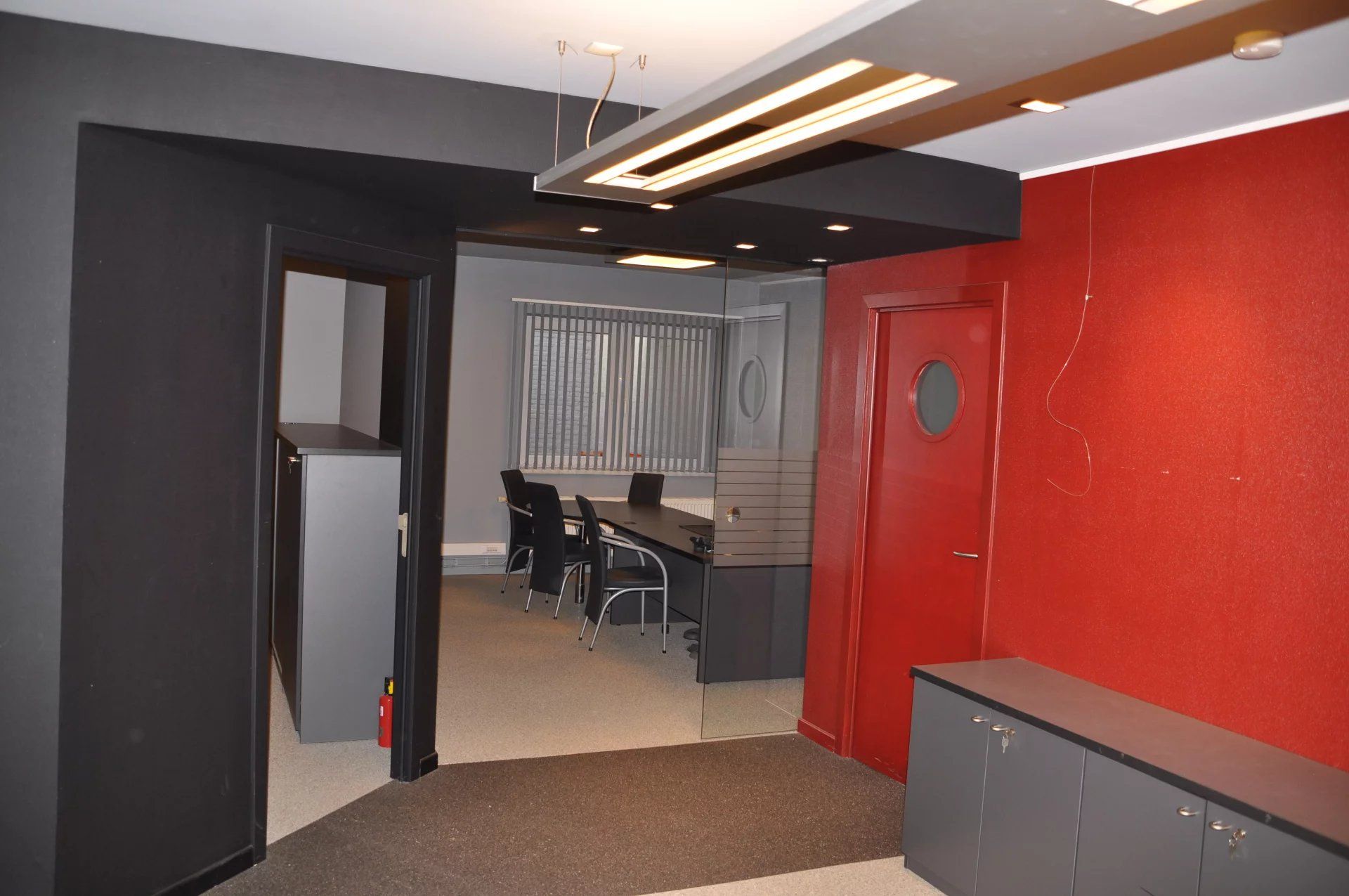 UNIEK HANDELSPAND VAN 110M² MET DUPLEXAPPARTEMENT MET 3 SLPK IN LANAKEN CENTRUM foto 10