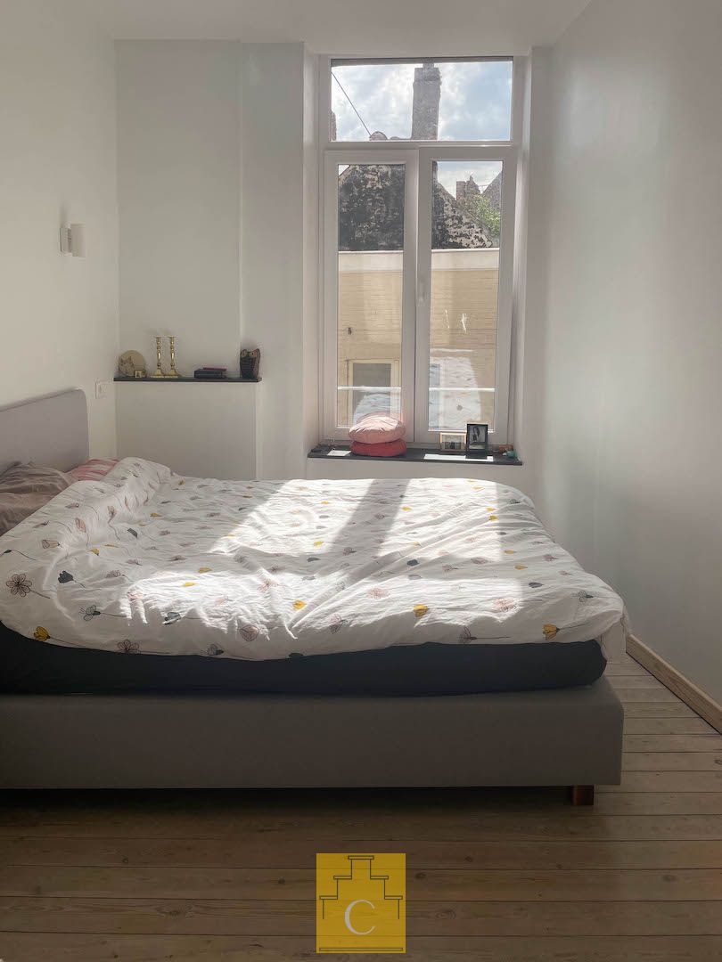 Trendy gerenoveerd appartement nabij Sint Jansplein foto 5