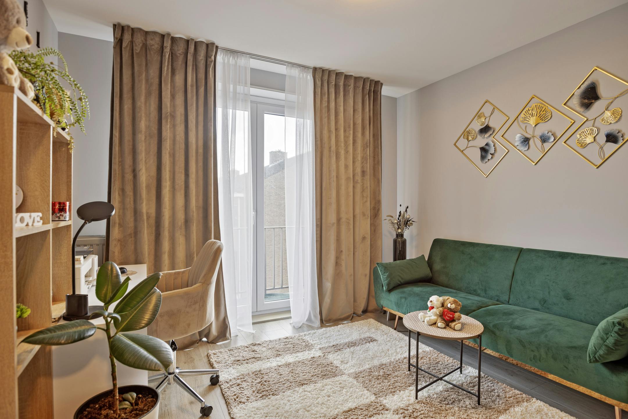 Recent gerenoveerd, gemeubeld 2 slaapkamer appartement in Roeselare! foto 9