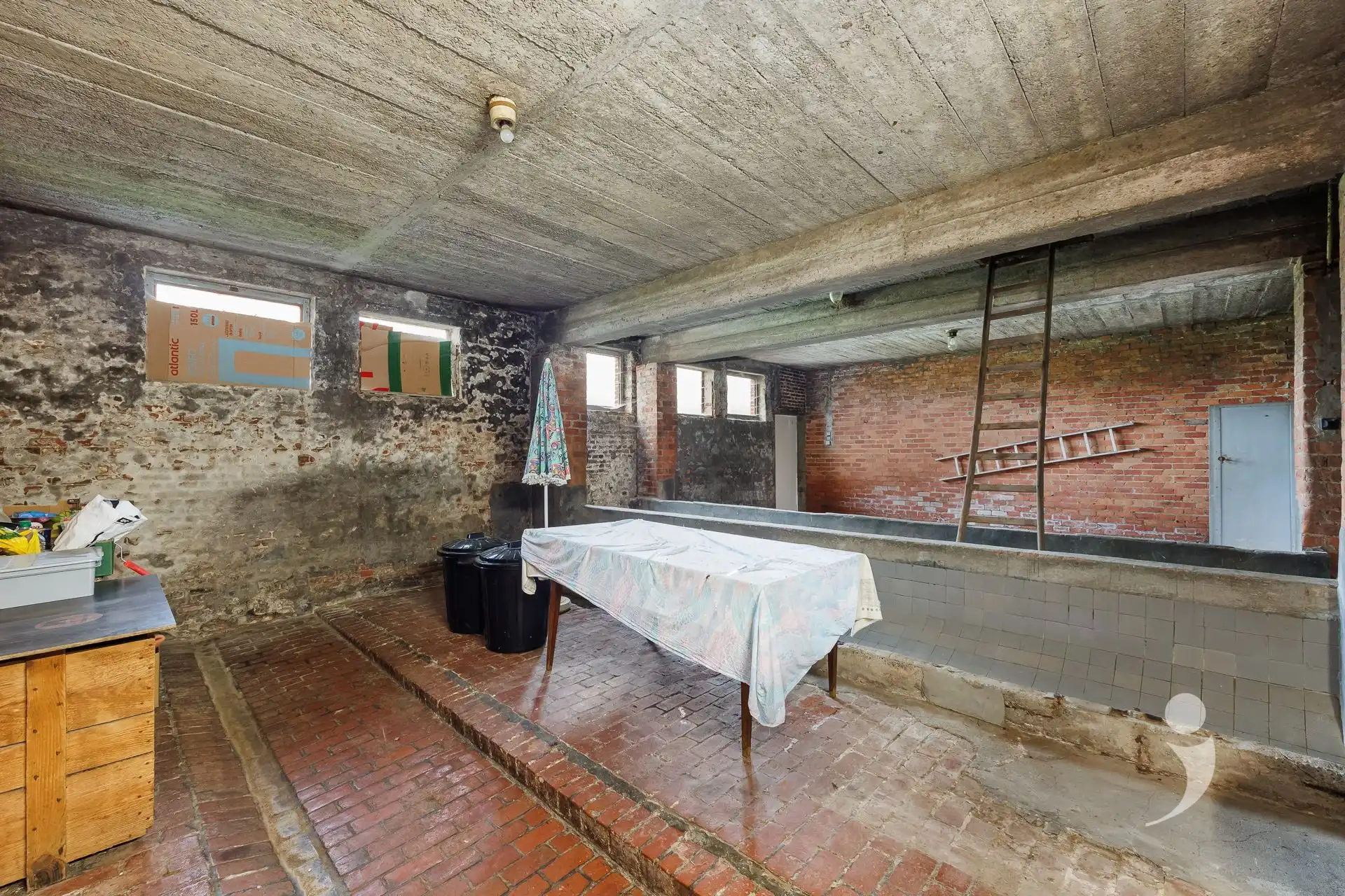 Unieke te renoveren hoeve op perceel van 68a  foto 22