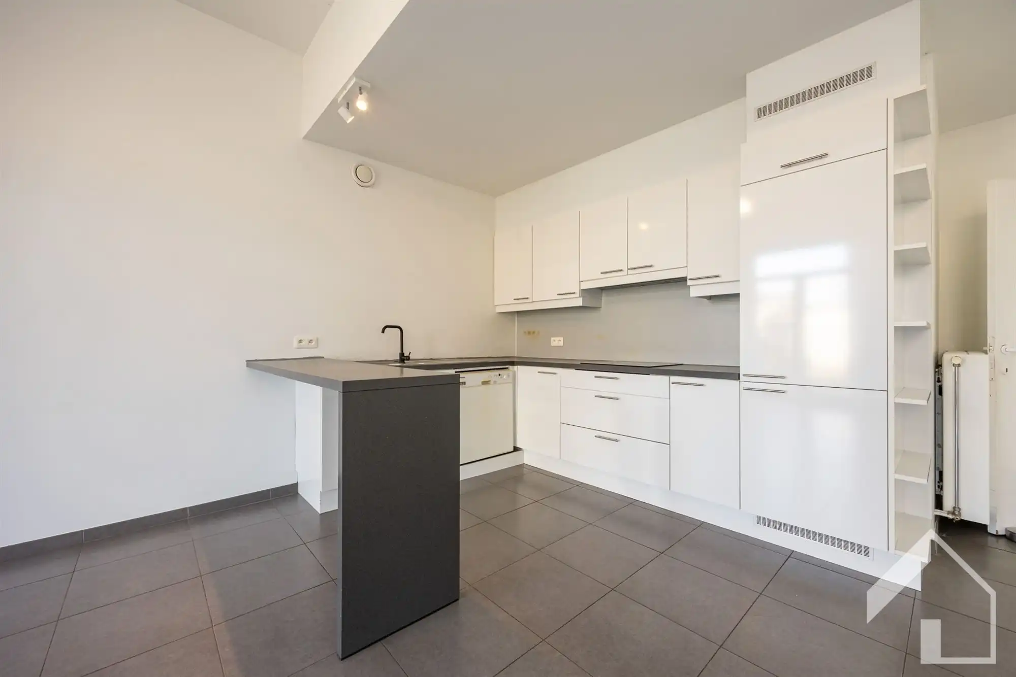 Ruime woning op een rustige locatie! foto 10