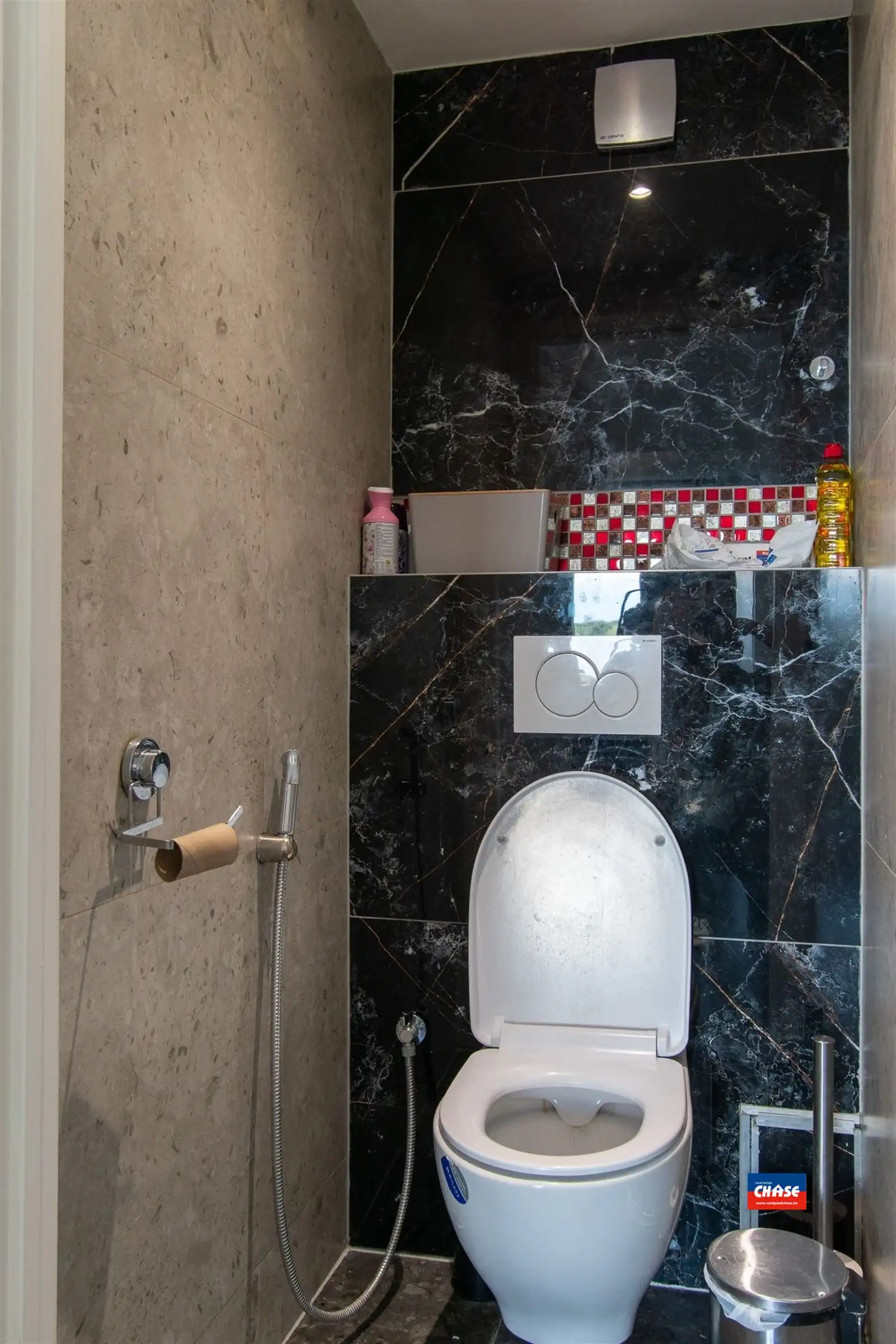 Instapklaar appartement met 3 slaapkamers, groot terras en kelderberging foto 10