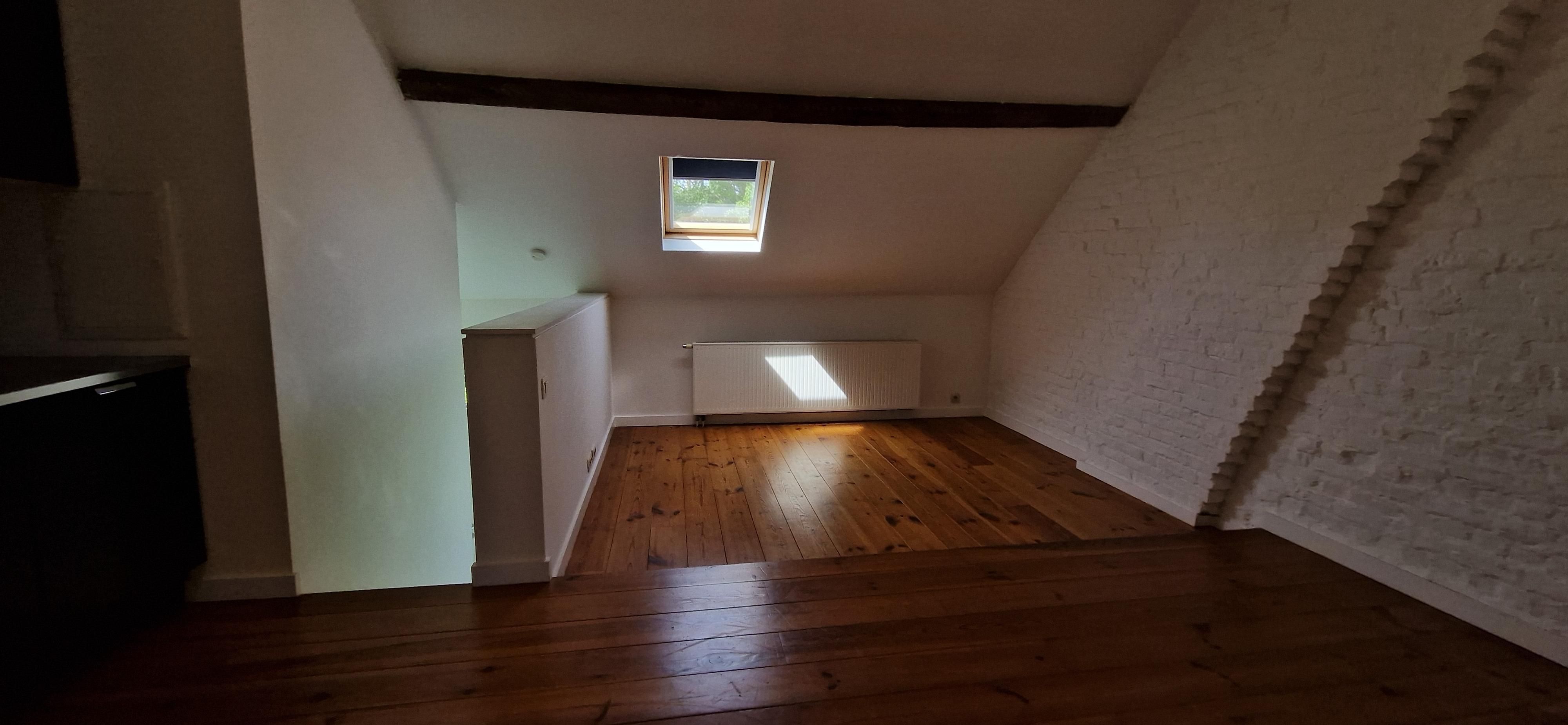 Karaktervolle HERENWONING met mooie leefruimten, 4 slaapkamers en een rustgevende tuin  op 1 are 70 ca.   foto 31