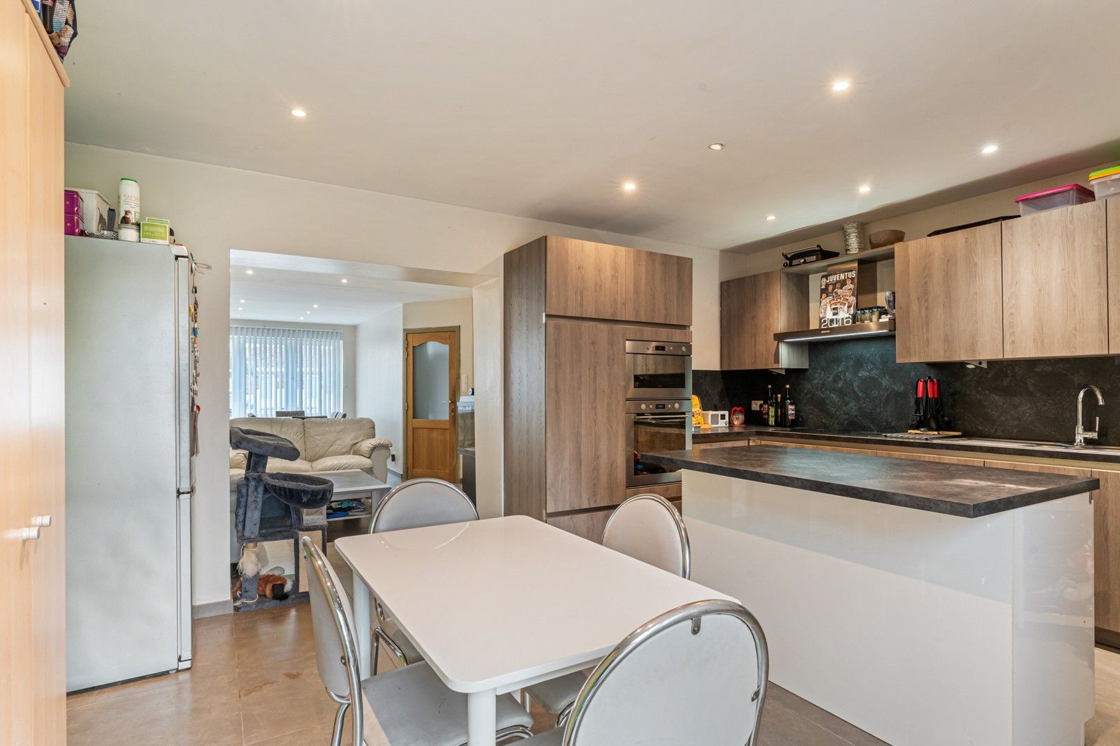 Charmante woning met karakter in Zwartberg (Genk) foto 8