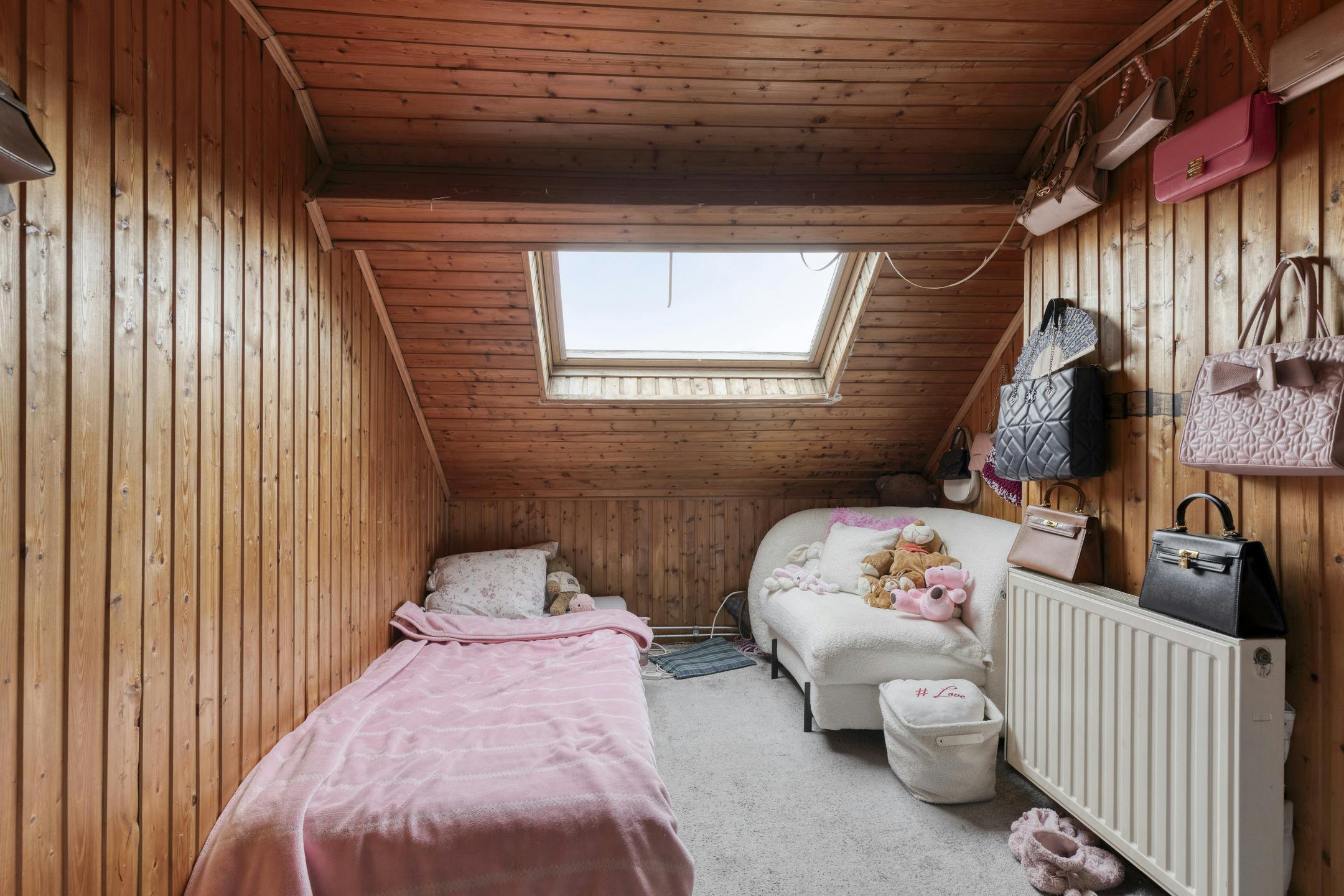 Huis met 6 slaapkamers te koop in Deurne!  foto 17