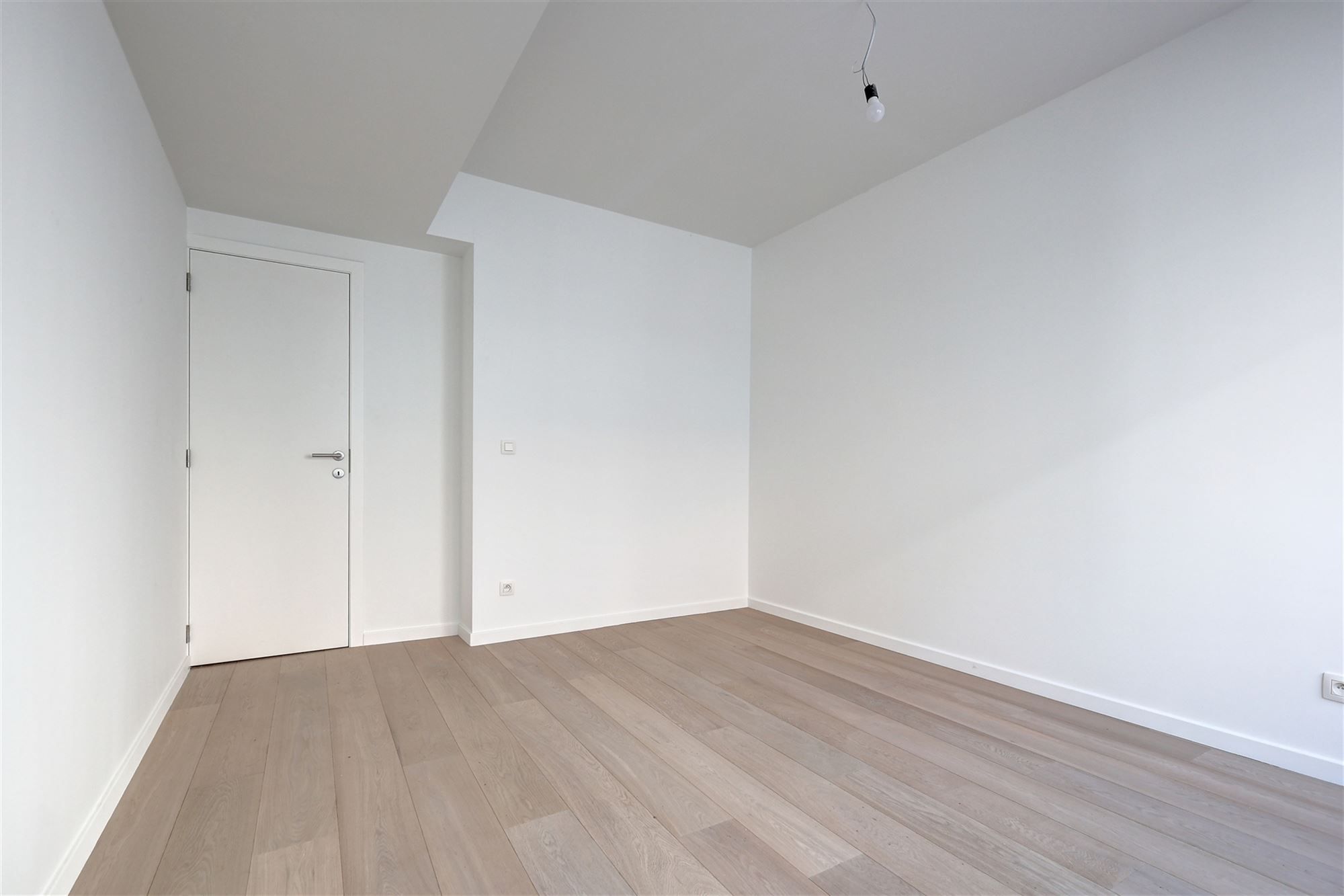 Gelijkvloers appartement met 2-3 slpks en tuin in centrum Kontich foto 11