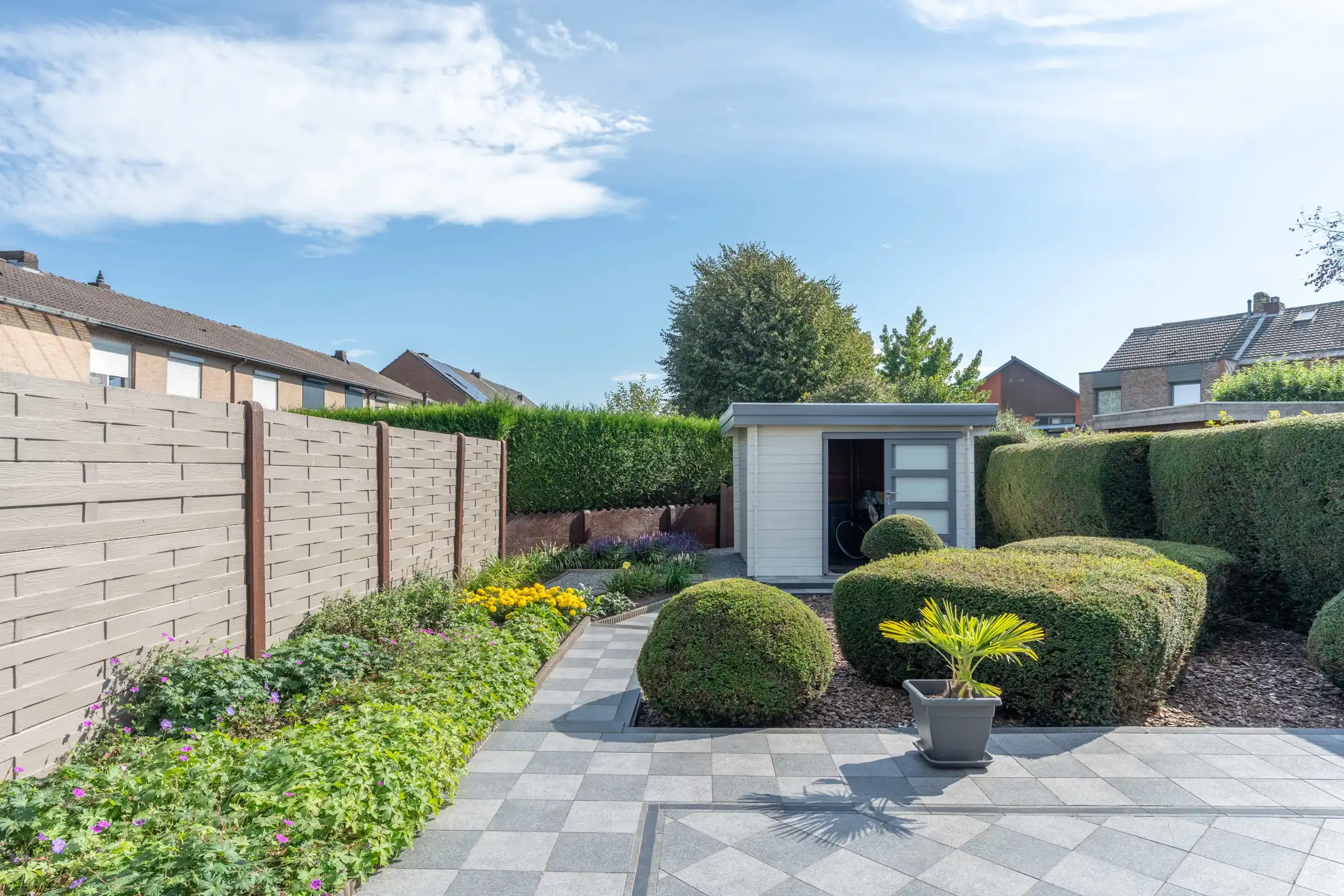 Gunstig gelegen instapklare woning met 2-3 slpks en garage foto 35