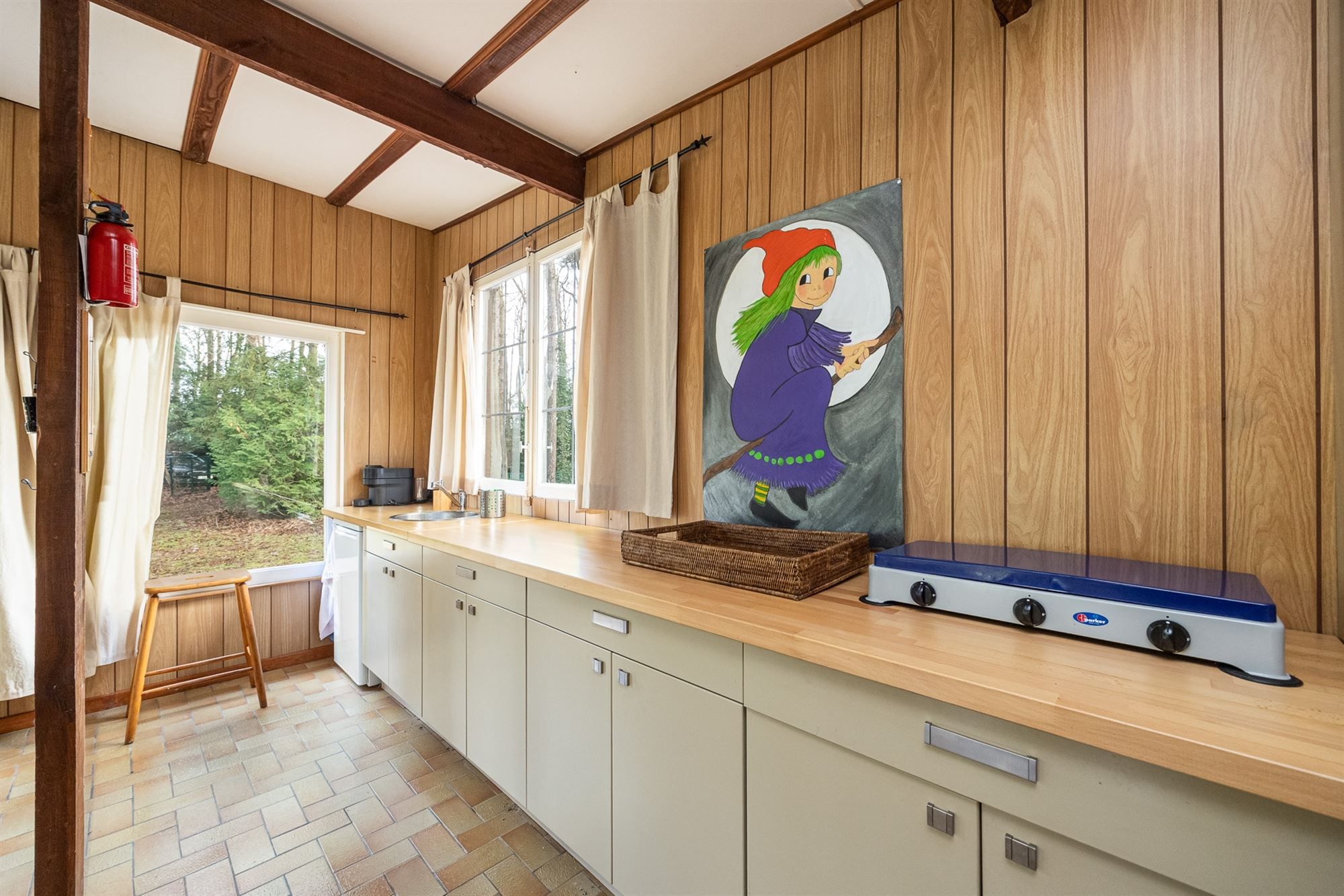 Charmante chalet met privatieve vijver op idyllisch perceel foto 42