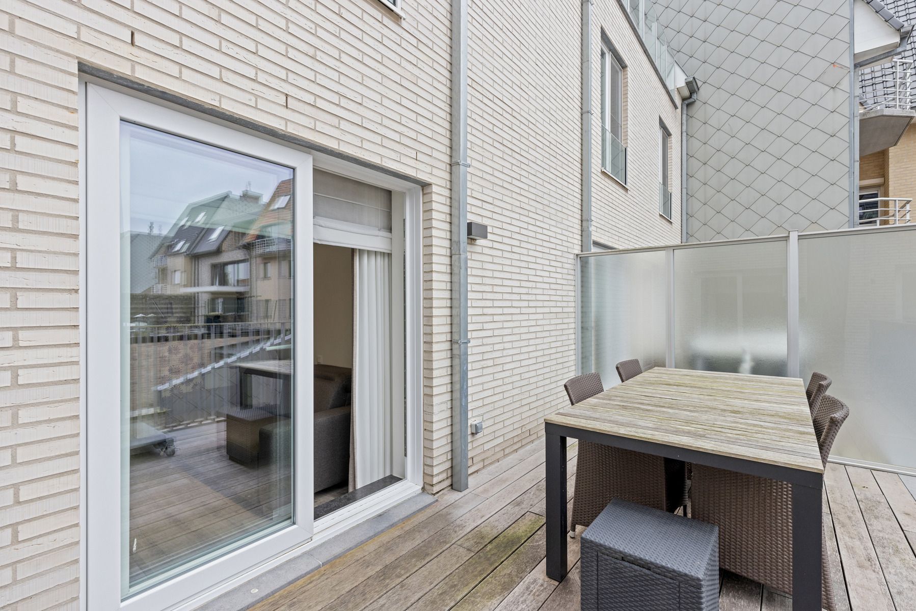  Uitstekend onderhouden 2 slpk appartement in hartje Bredene foto 14
