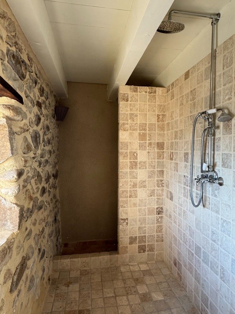 "Le Mas Des Trois Anges: authentieke 18e-eeuwse mas met luxe gîtes en verwarmd zwembad in het hart van de Provence" foto 39