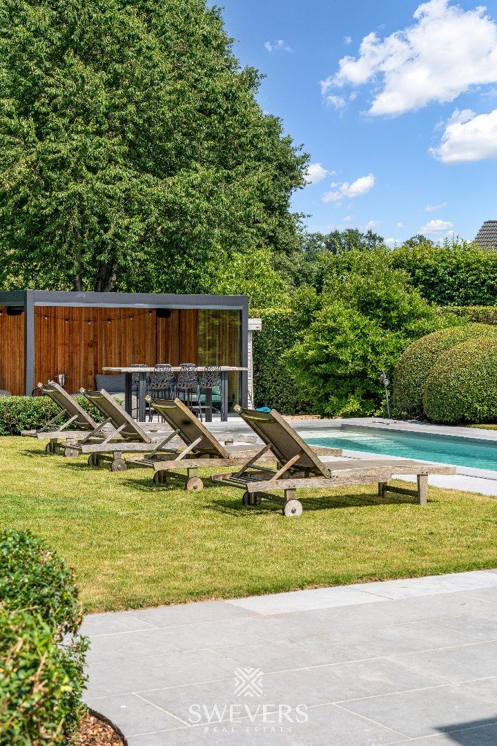 Ruime luxueuze villa met zwembad op prachtig perceel in residentiële wijk Kayenberg foto 33