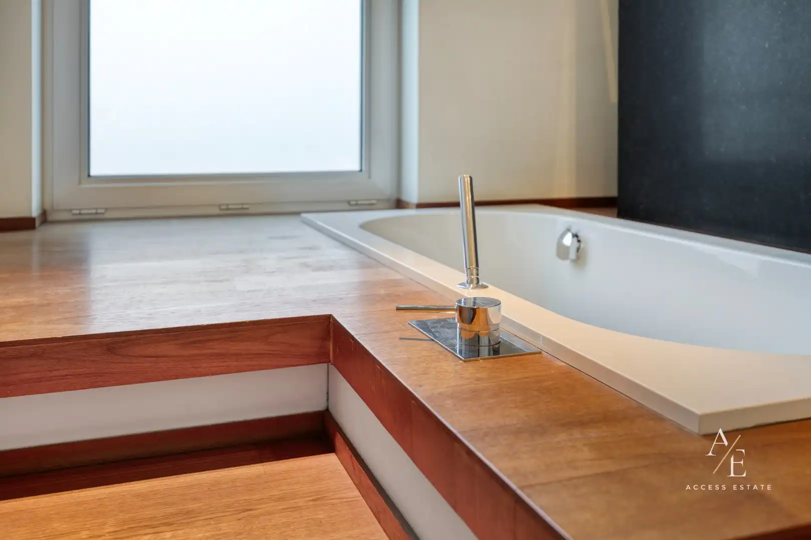 Karaktervol herenhuis met praktijkruimte en 275 m² bewoonbare oppervlakte foto 9