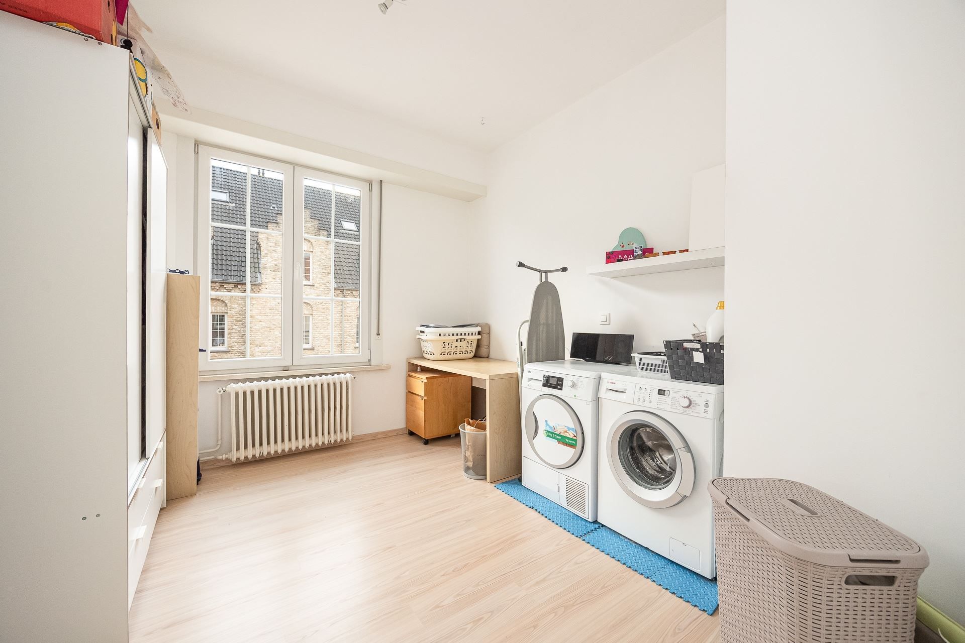 Sterk opgewaardeerde Apothekerswoning met 4 slaapkamers foto 16