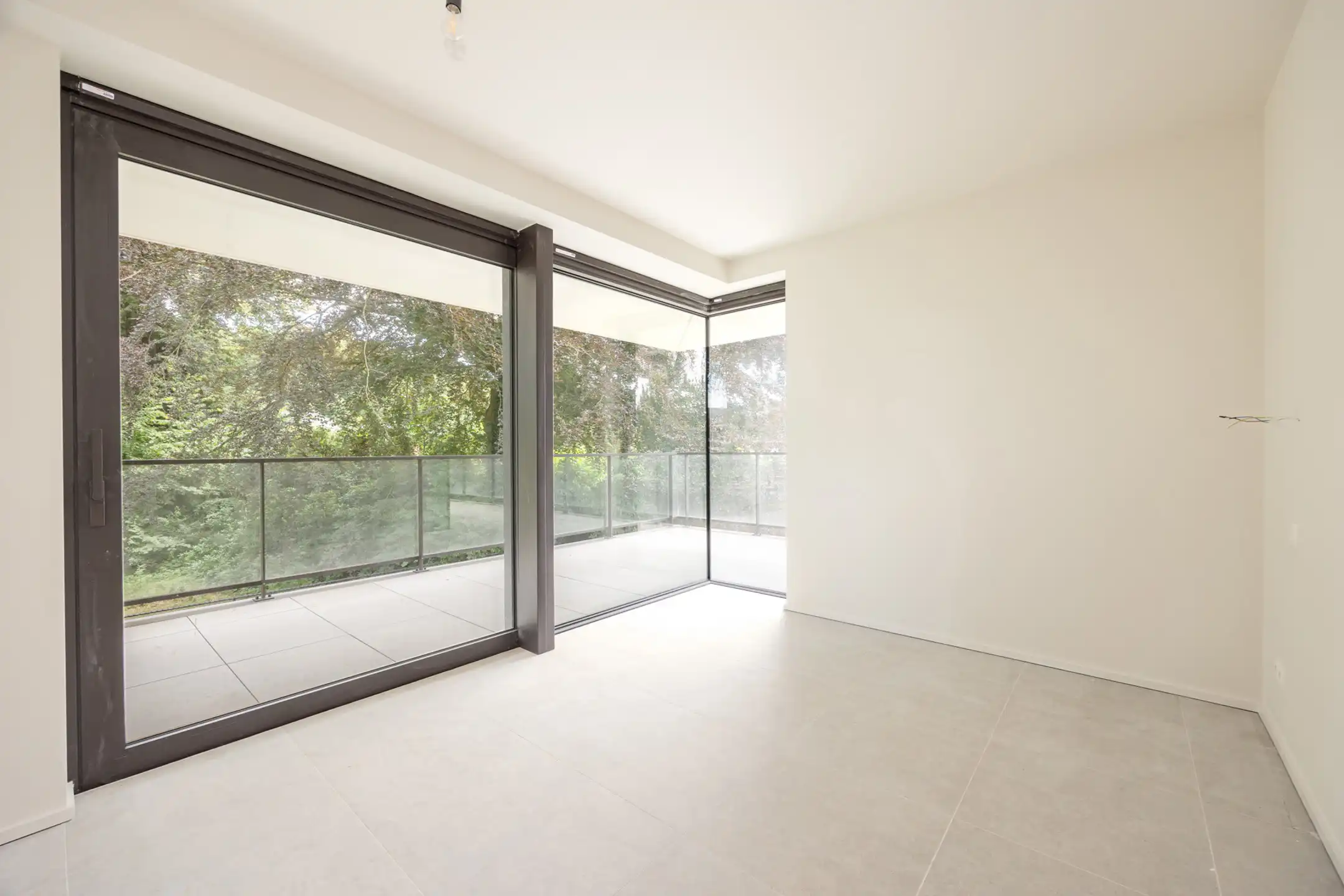 Nieuwbouw met terras van 50m2 inclusief autostaanplaats foto 10