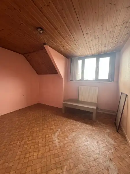 Handelspand met woonst op een strategische ligging. foto 23