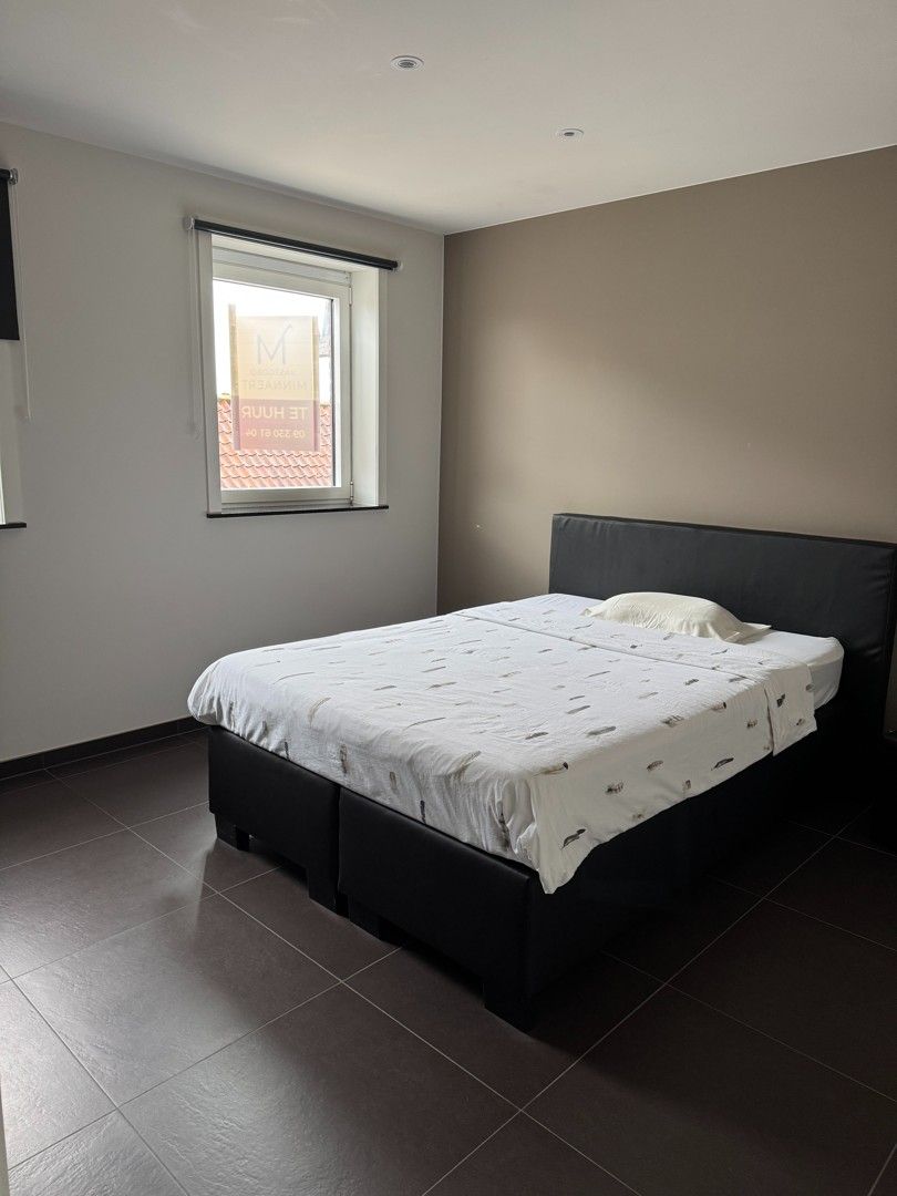 Mooi instapklaar appartement met 2 slaapkamers in centrum Eeklo foto 5