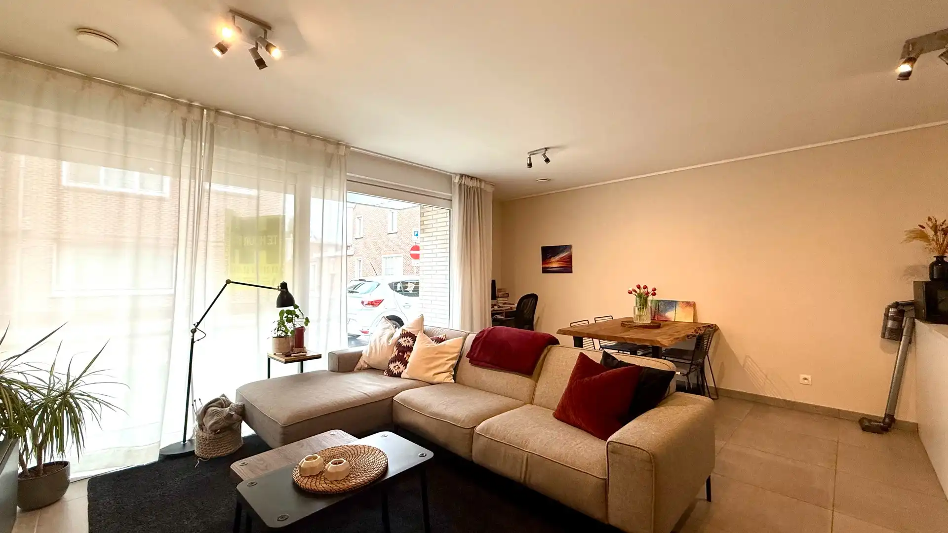 Gelijkvloers appartement met 2 slaapkamers, tuin en autostandplaats foto 5