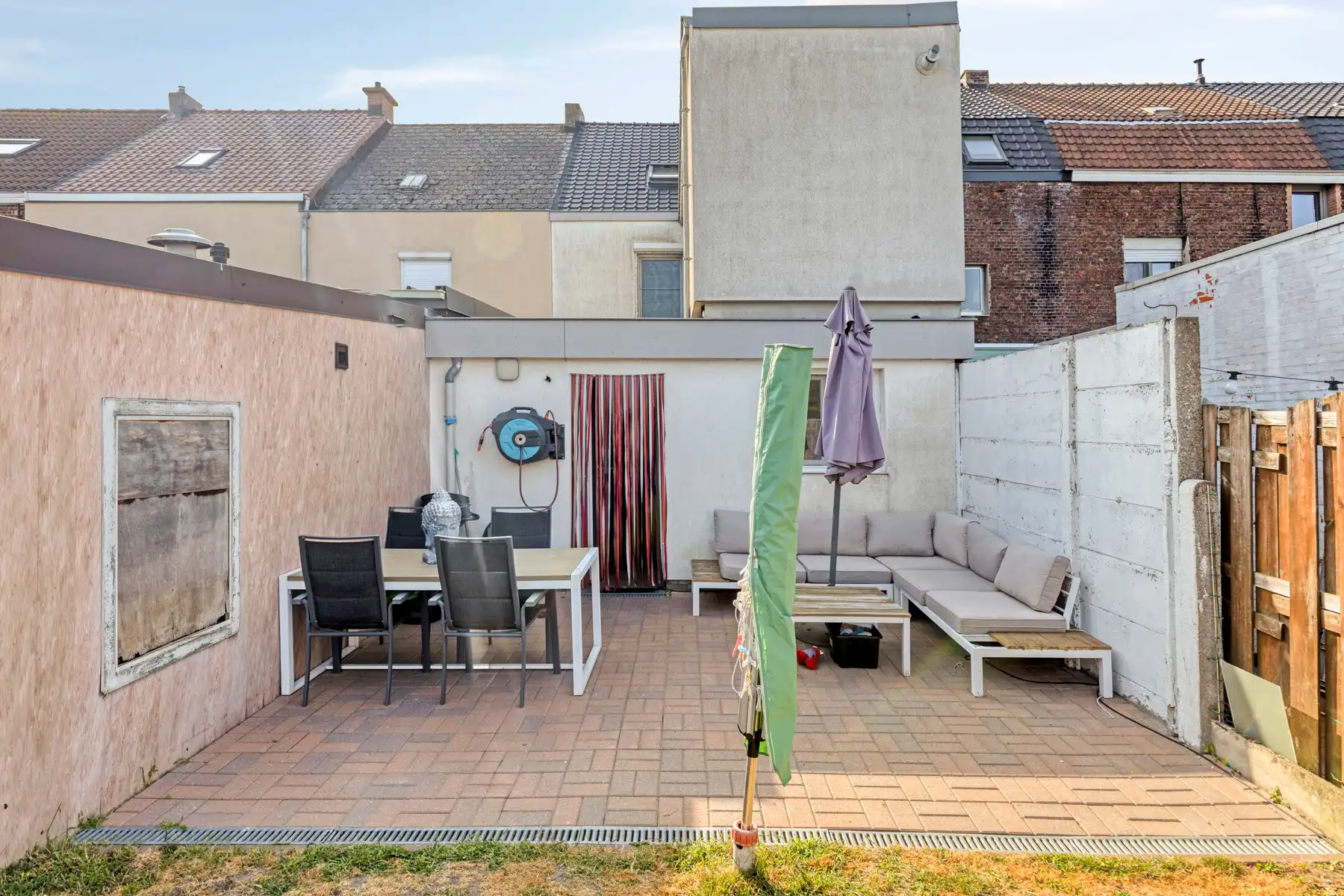 Instapklare gezinswoning pal bij centrum Baasrode  foto 24