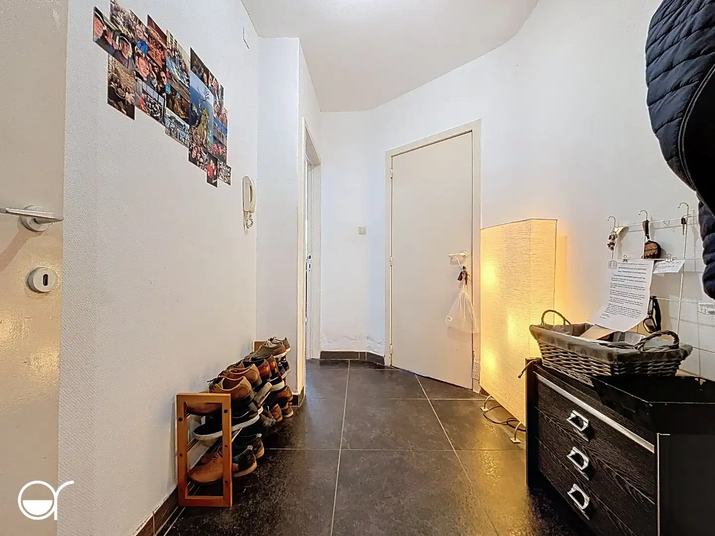 Gelijkvloers appartement met koer op gegeerde locatie foto 14