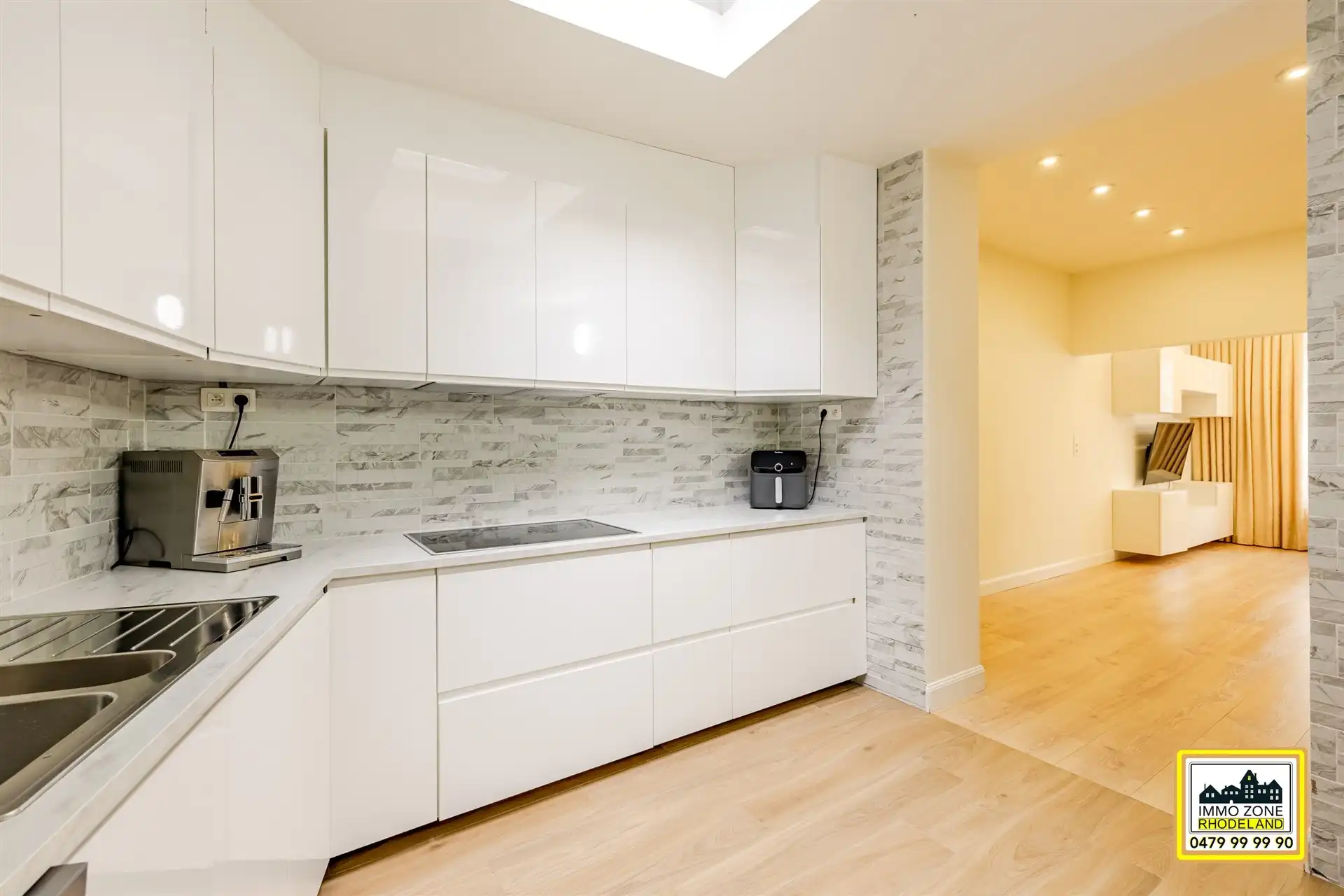 Energiezuinige gerenoveerde woning met 4 slpks foto 9