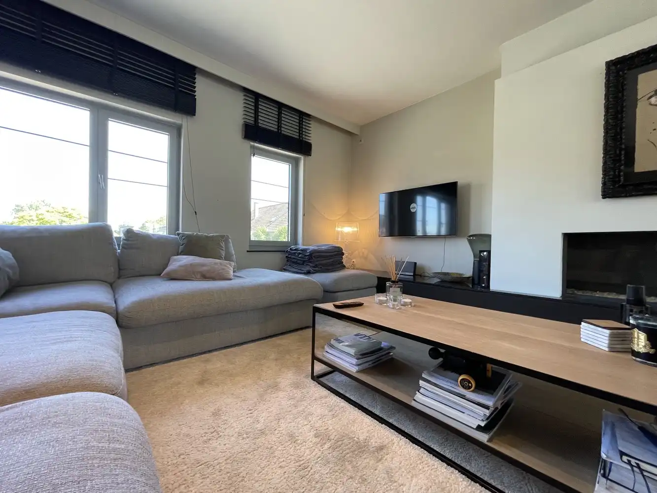 Halfopen bebouwing bestaande uit polyvalent gelijkvloers met woonst foto 16