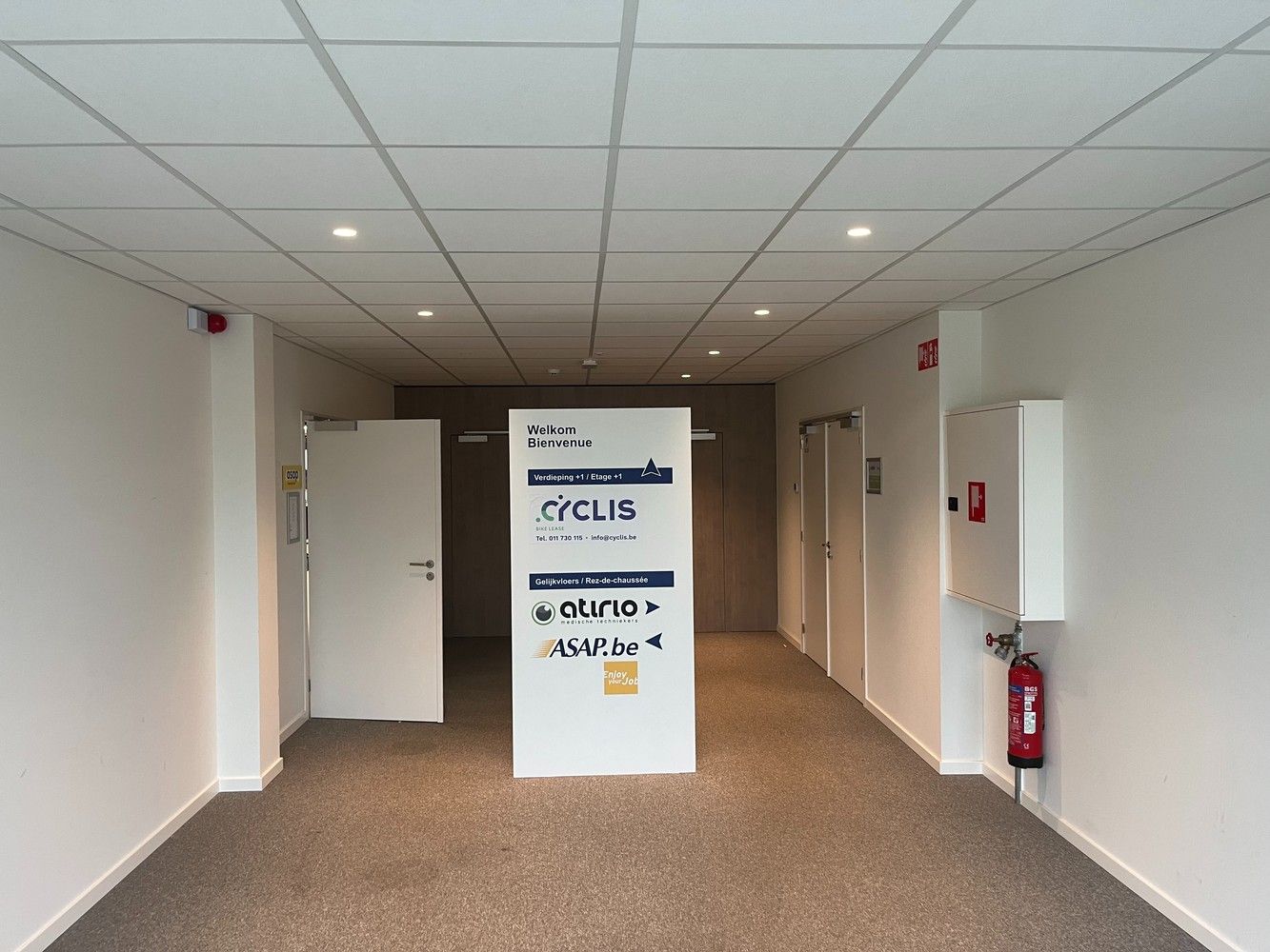 230m² kantoren foto 16