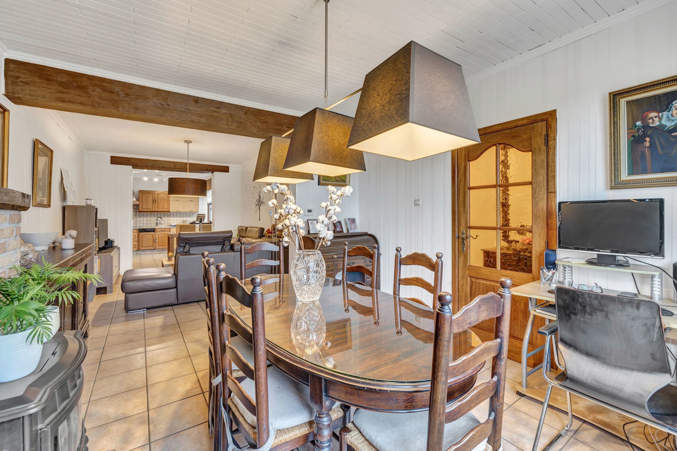 Ruime instapklare woning met 3 slpks en tuin foto 3