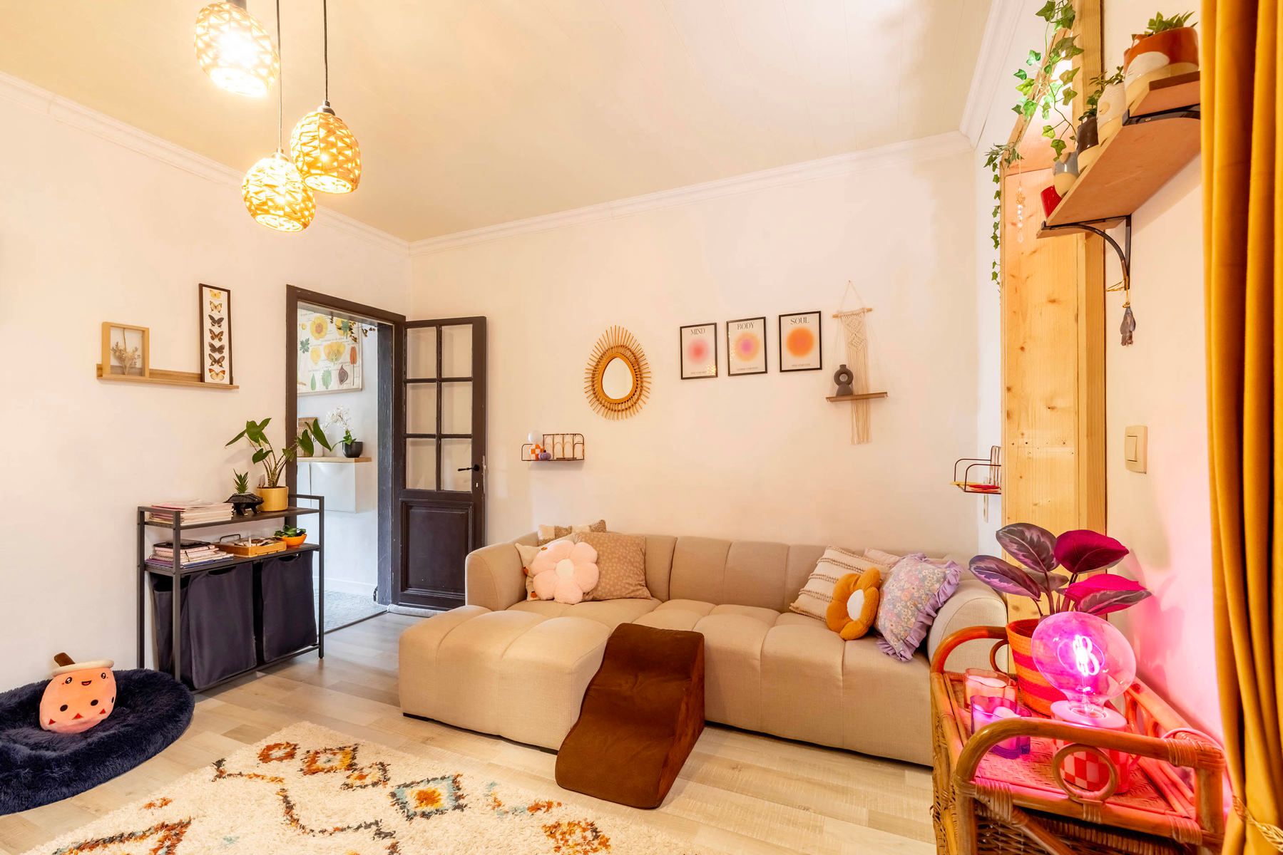 Woning met 3 slpk + bureau, kelder/zolder, tuin en servitude foto 5