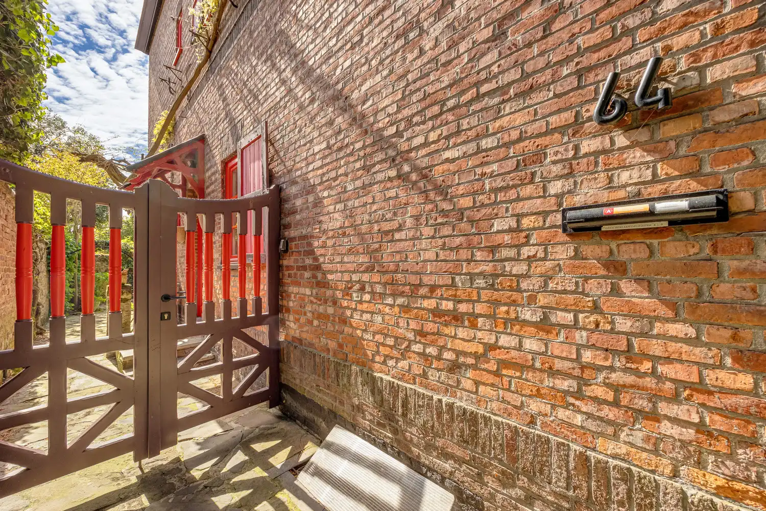 Unieke halfopen parkwoning (230m²) met schitterende Art-déco elementen op toplocatie tegenover het Te Boelaerpark foto 4