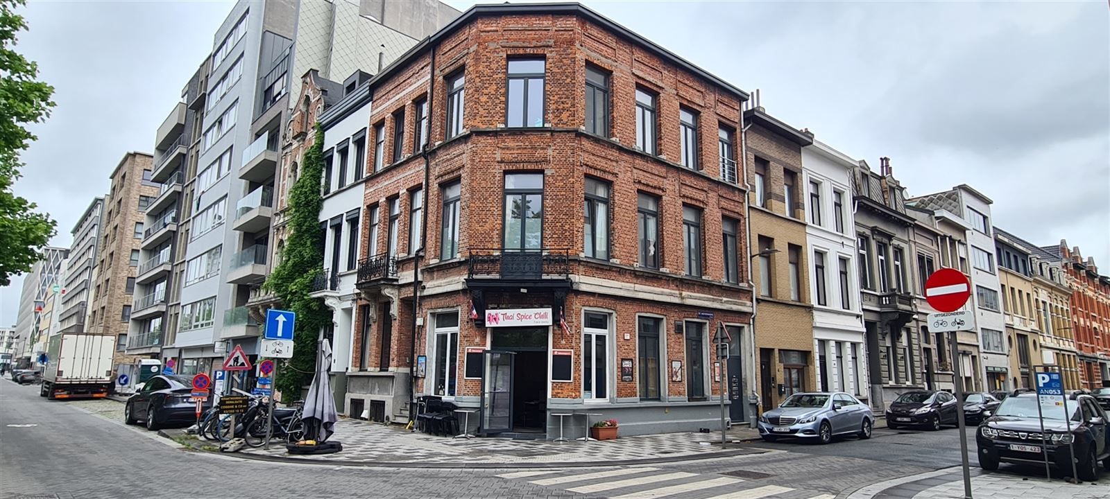 ()=>{if(producerUpdateValueVersion(node),producerAccessed(node),node.value===ERRORED)throw node.error;return node.value} De Waghemakerestraat 1 - 2000 ANTWERPEN